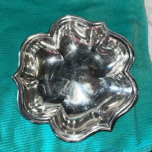 Vintage Reed And Barton Silver plated Bowl